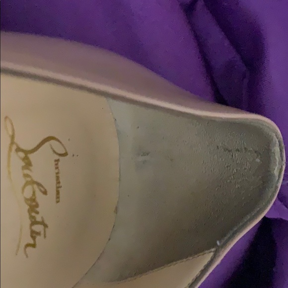Christian Louboutin so Kate in nude - Picture 2 of 7